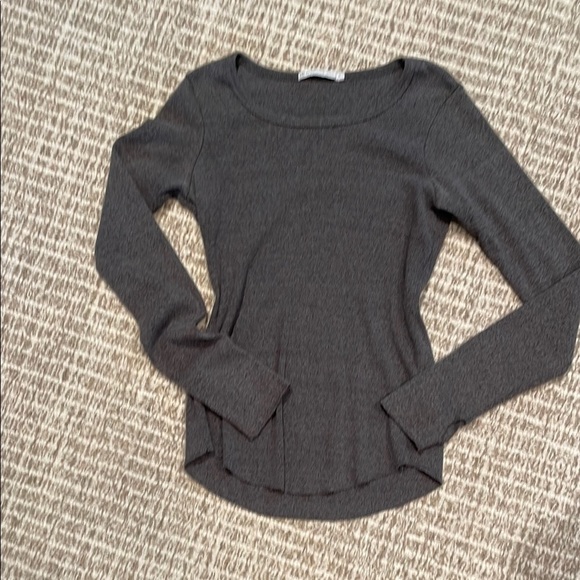 ALTERNATIVE Gray Long Sleeve Ribbed Tunic Top with thumb holes Sz Sm - Picture 1 of 6